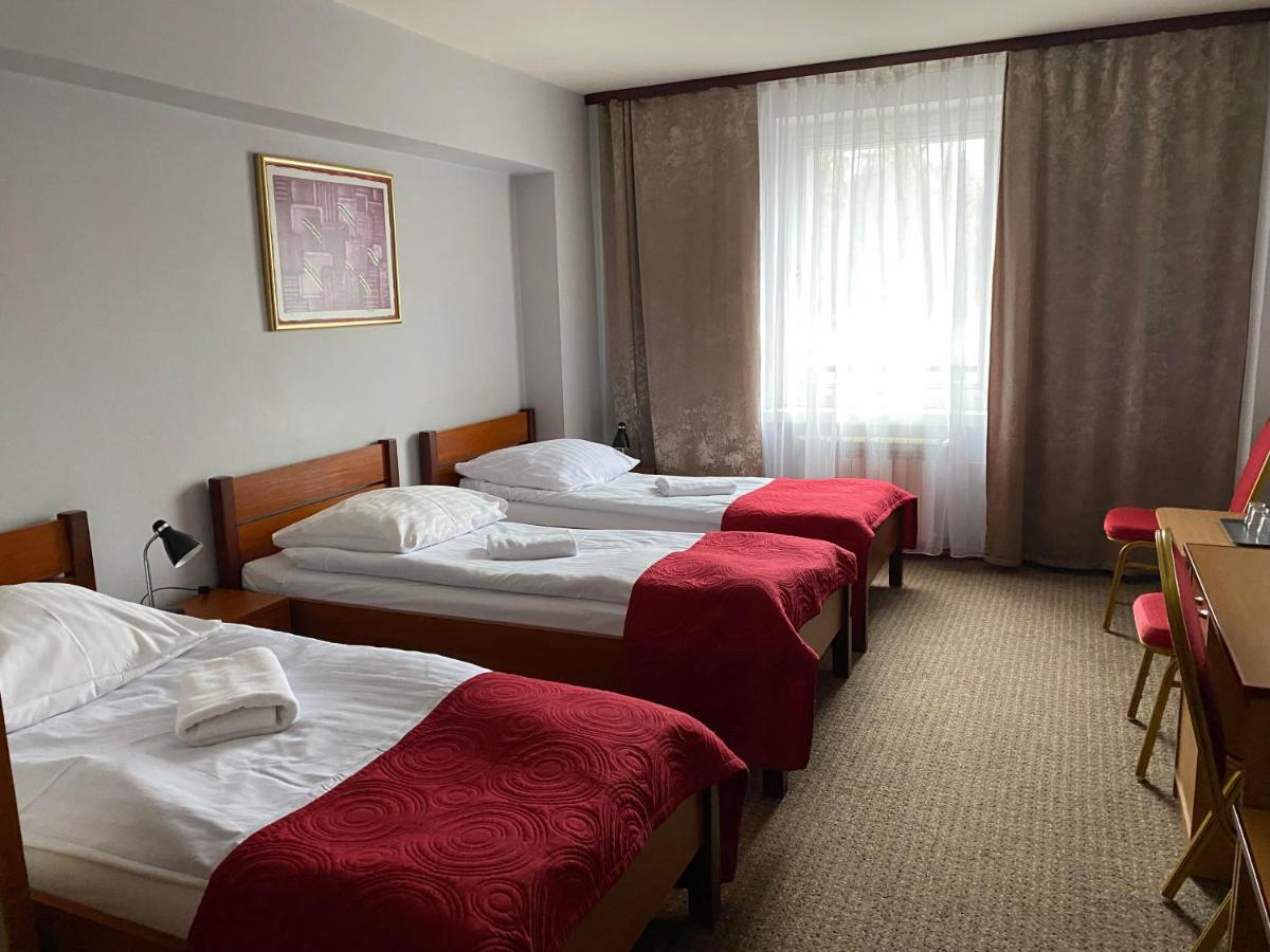 Obiekt "Czarny Rycerz" Aparthotel Jastrzębie Zdrój Exteriör bild