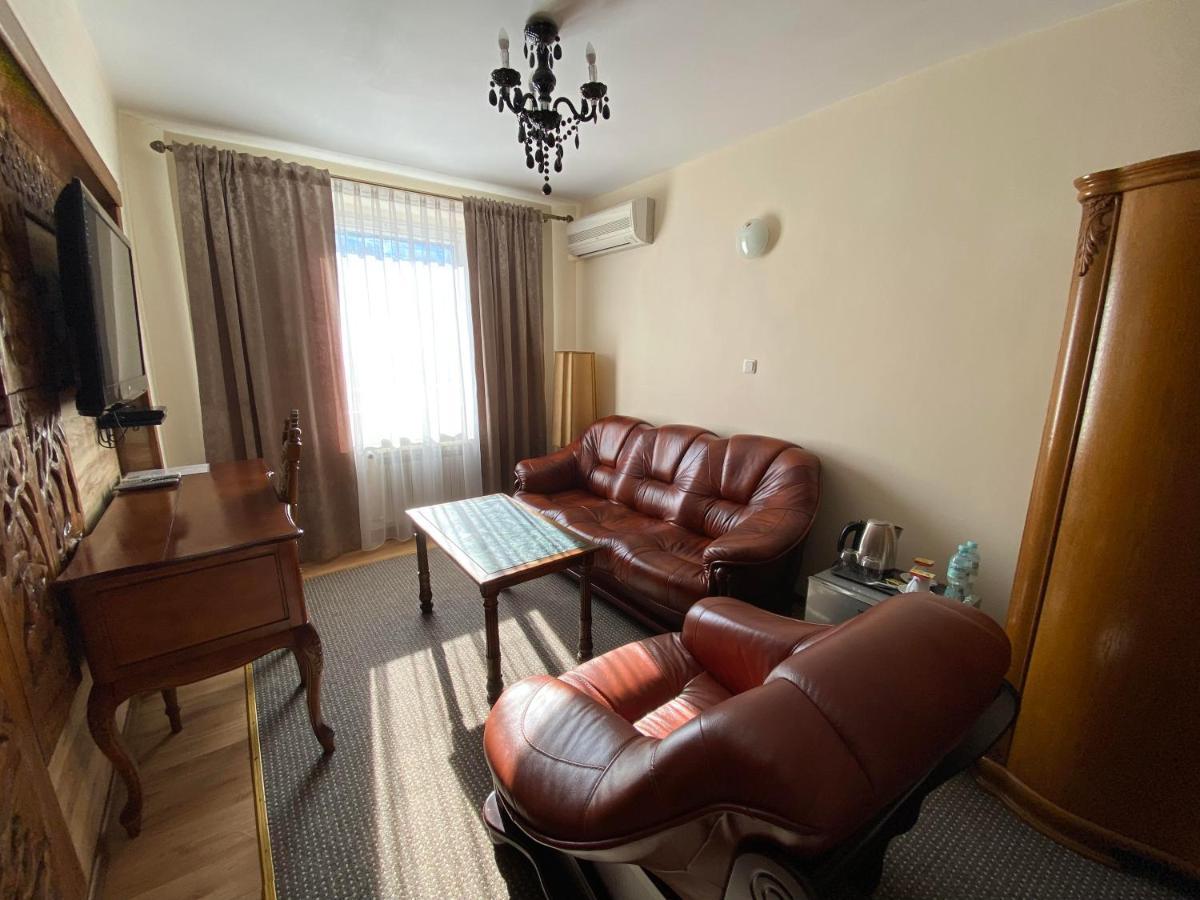 Obiekt "Czarny Rycerz" Aparthotel Jastrzębie Zdrój Exteriör bild